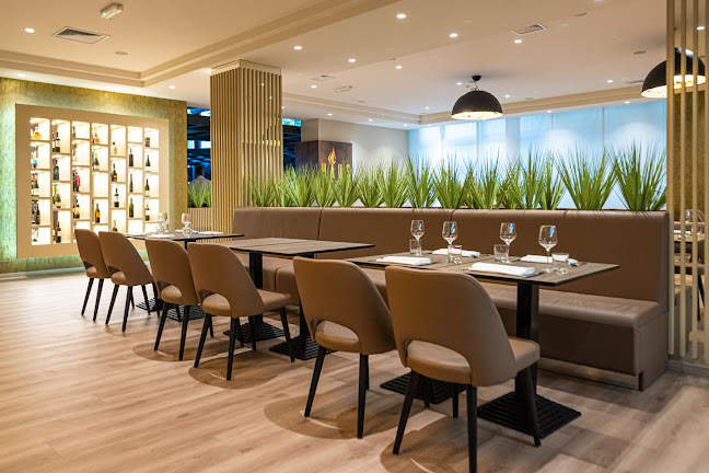 Haus Restavracija - Gastronomija in gostinstvo