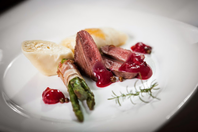 Meringa, kulinarični atelje - Gastronomija in gostinstvo