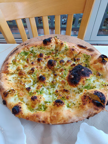 Ob kaminu - Gastronomija in gostinstvo