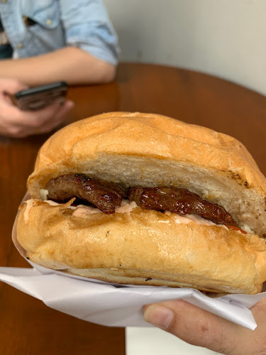 Opinii despre Okrepčevalnica Fast Food Mowing, Šukri Abdulaji s.p. în Koper - Gastronomija in gostinstvo