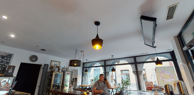 Comentarii opinii despre Arkade bar Novo mesto