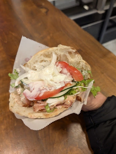 ALEJA SKY - Gastronomija in gostinstvo