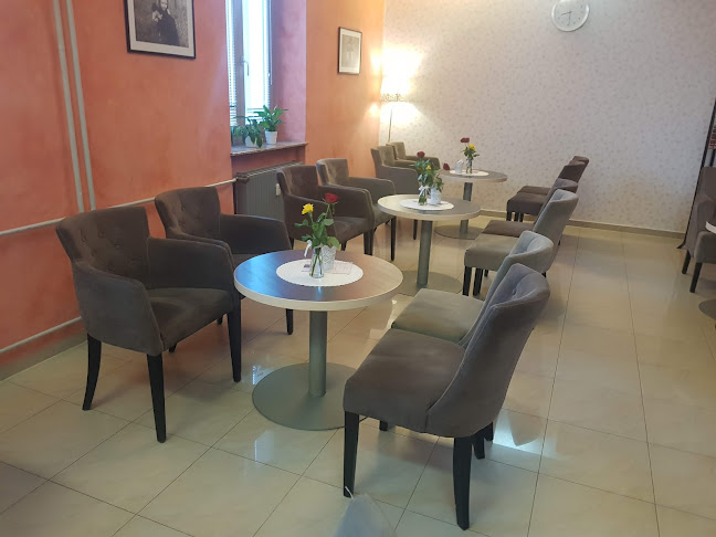 Kavarna Kalvarija - Gastronomija in gostinstvo