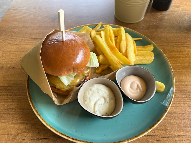 Ejga guest house Hotel&Restaurant - Jesenice