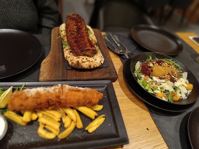 Gostilna Tri zvezde, Erika Kure s.p.