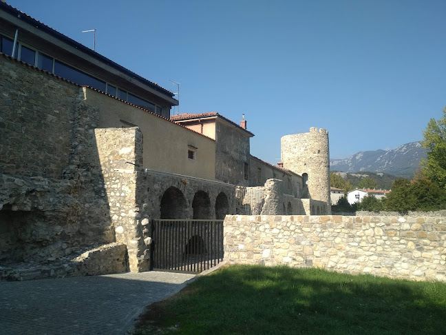 Pizzerija Sončna ura - Gastronomija in gostinstvo