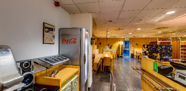 Opinii despre Restavracija Modri kvadrat în Ljubljana - Gastronomija in gostinstvo