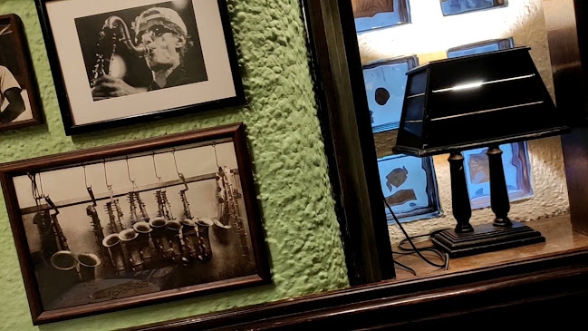 Comentarii opinii despre SAX PUB