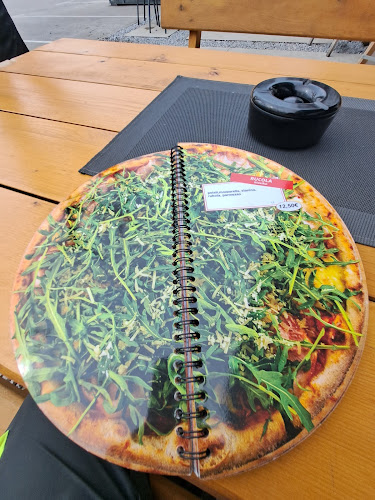 Moste 1e, 1218 Komenda