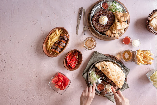 CeWapi - Gastronomija in gostinstvo