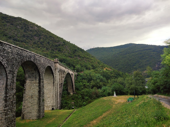 Ošterija Žogica - Gastronomija in gostinstvo