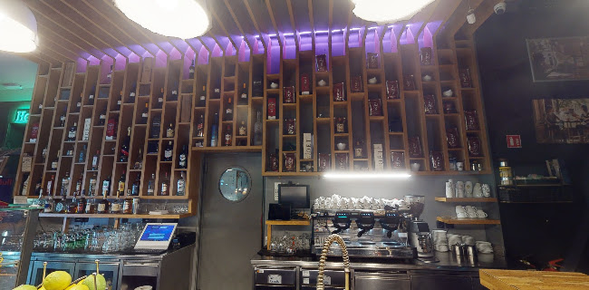 Cherry House Cafe Lounge Bar - Ljubljana