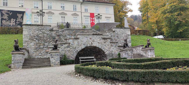 Caffe Bienale - Gastronomija in gostinstvo