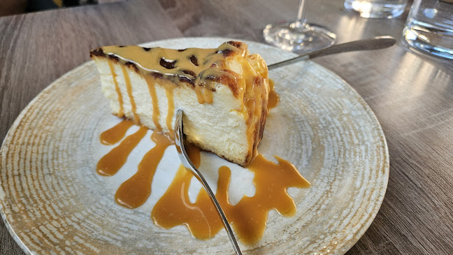 Cankarjevo nabrežje 3, 1000 Ljubljana