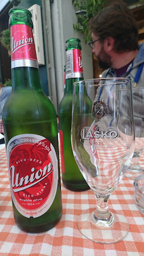 Baščaršija (Maribor Poštna) - Gastronomija in gostinstvo