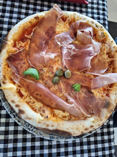 Opinii despre Pizzerija in špageterija "Potepuh", Uroš Mencinger s.p. în Lesce - Gastronomija in gostinstvo