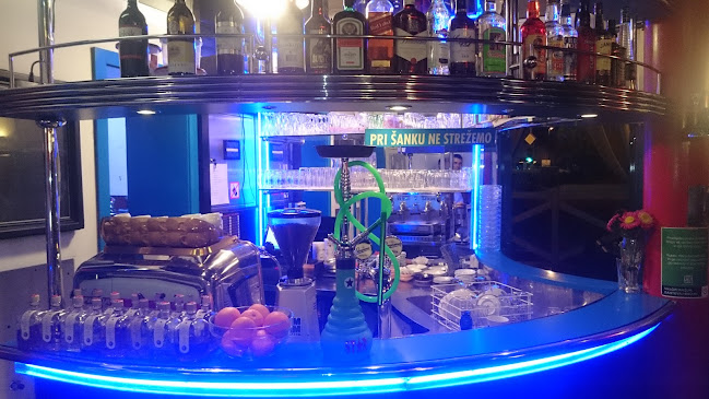 Opinii despre Pianino Caffe Bar în Ljubljana - Gastronomija in gostinstvo