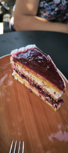 Opinii despre Sladka Kavarna în Ptuj - Gastronomija in gostinstvo