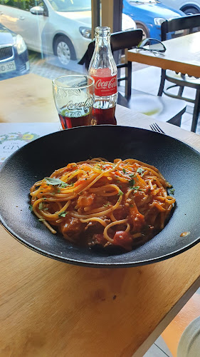 uno. - Gastronomija in gostinstvo