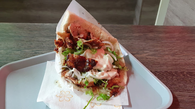 Opinii despre Grill & Kebap Paša - okrepčevalnica, Shaban Shabani, s.p. în Maribor - Gastronomija in gostinstvo