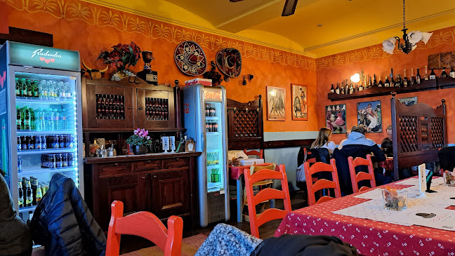 Pizzeria Picadilly - Gastronomija in gostinstvo