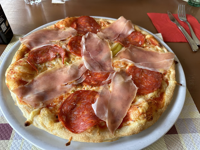 Gostilna pri Mostu,Gostinstvo,Valentin Tahiri s.p. - Srpenica