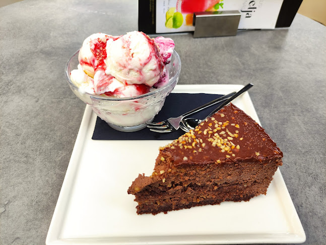 Comentarii opinii despre Slaščičarna in kavarna Julija (Bruno gostinstvo, trgovina in pekarna Gabrijele d.o.o.)