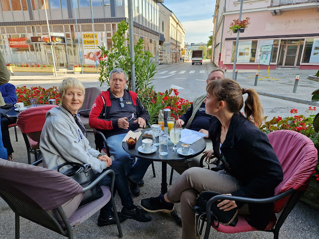 Comentarii opinii despre Kava bar "Petra in jazz Pub" - Ban Božidar, s.p.