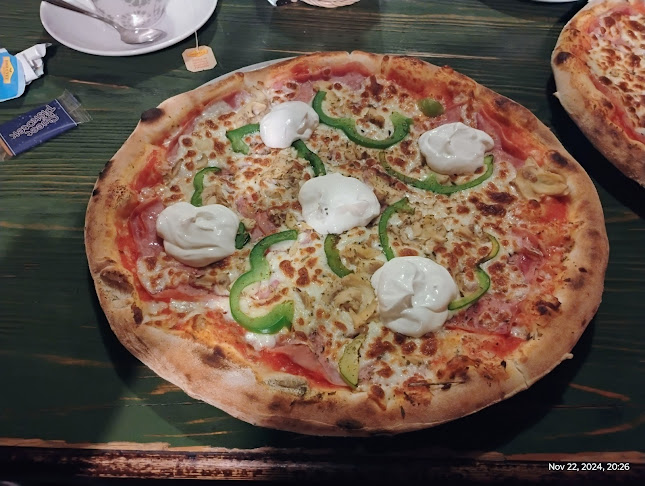 Opinii despre Pizzeria Trucker în Hrušica - Gastronomija in gostinstvo