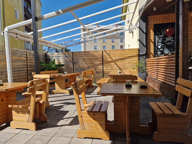 BOOTL’ S BURGERS & MORE - Gastronomija in gostinstvo