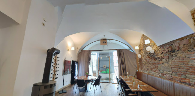 Nana Bistro & Kavarna