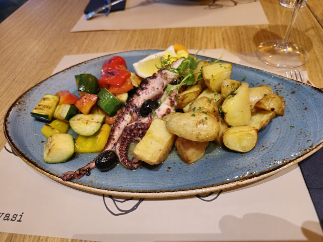 Na Vasi, restavracija in prenočišča - Škofja Loka