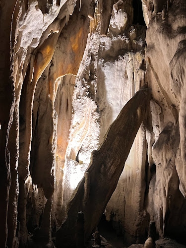 Jamska cesta 29, 6230 Postojna