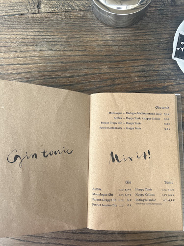 Cankarjevo nabrežje 13, 1000 Ljubljana