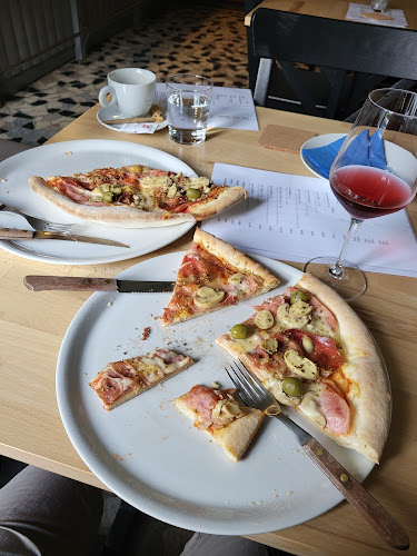 Okrepčevalnica - pizzerija "Erlah" Dušan Starič s.p.