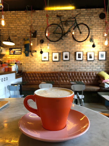 Cankarjeva cesta 8, 1000 Ljubljana