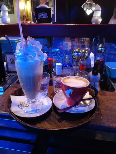 Mele in Člani trgovina, gostinstvo in storitve d.o.o. - Gastronomija in gostinstvo