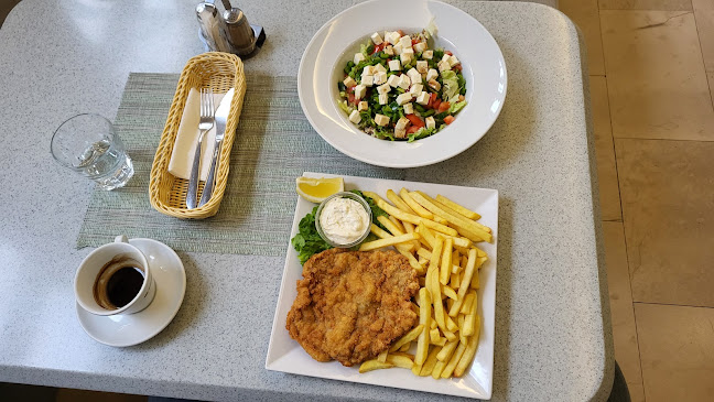 Pizzerija Julija - Gastronomija in gostinstvo