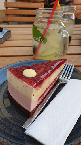 Comentarii opinii despre The Legend Pub