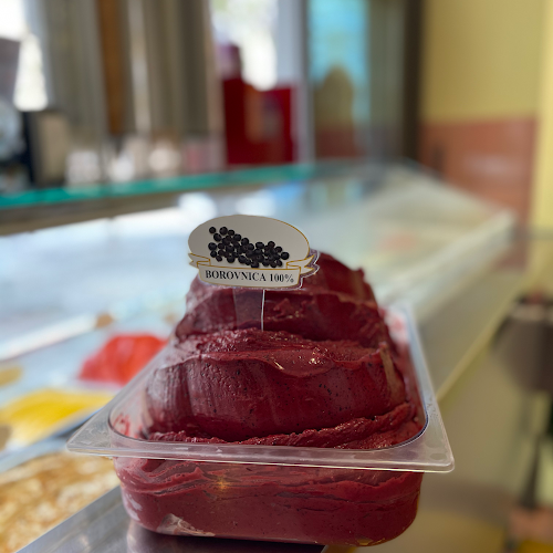 Ulica talcev, 2000 Maribor