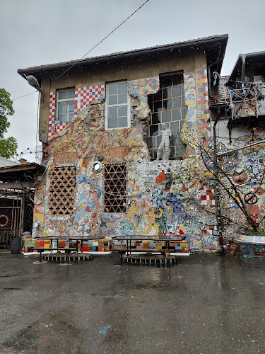 Bizzarnica Pri Mariči - Gastronomija in gostinstvo