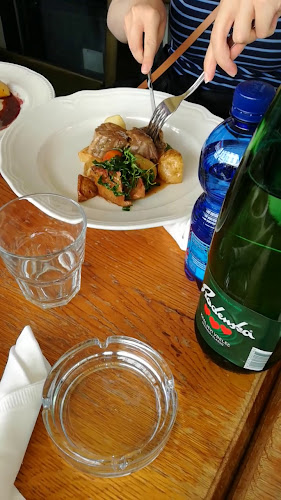 Cankarjevo nabrežje 7, 1000 Ljubljana