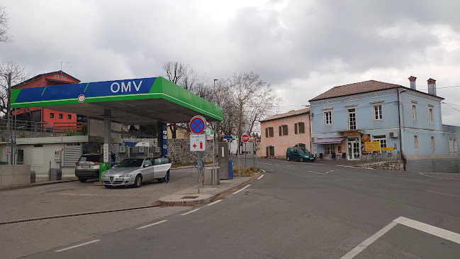 Pekarna in slaščičarna center - Gastronomija in gostinstvo