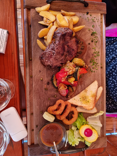 Comentarii opinii despre Saloon steakhouse