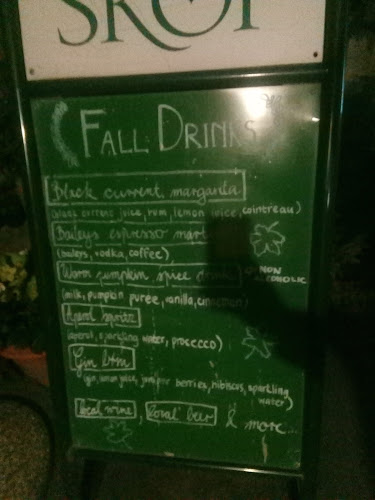 Rečna ulica 8, 1000 Ljubljana