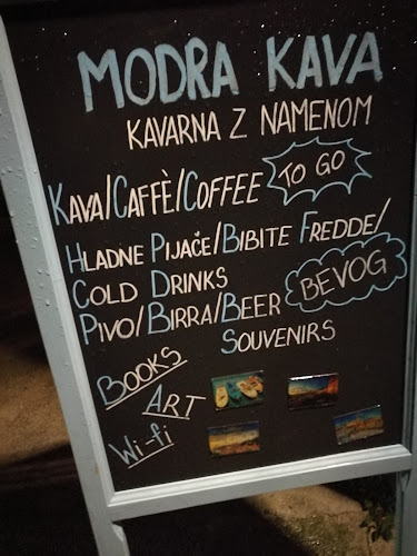 Opinii despre Modra Kava - Knjigarna in Kavarna în Piran - Gastronomija in gostinstvo