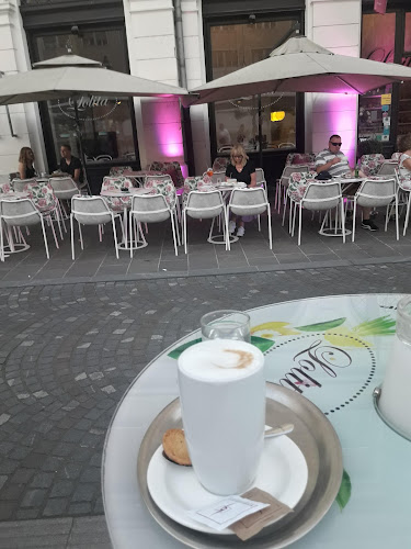 Dvorni trg 2, 1000 Ljubljana