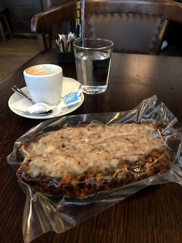 Dnevni bar Karantanija Mojca Bučar s.p. - Gastronomija in gostinstvo