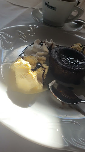 Gostilna Koblarjev Zaliv - Gastronomija in gostinstvo