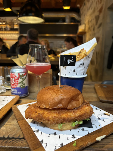 Cankarjevo nabrežje 3, 1000 Ljubljana